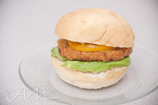 hilaryseatwellveggieburger-6