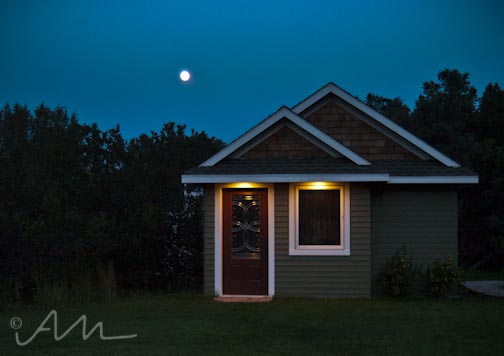 supermoontinyhouse-1