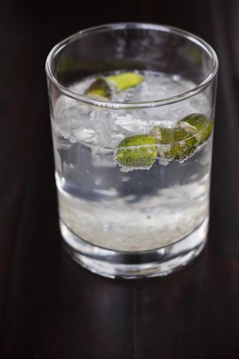 creepyfingerlimesoda-10